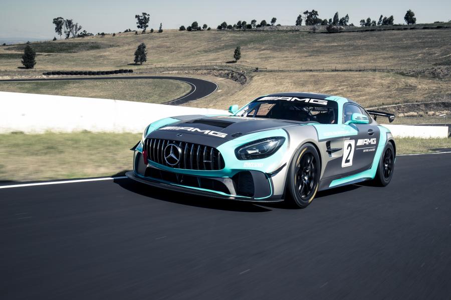  Mercedes-AMG GT4 (C190) 2017 года  (фото 30 из 43)